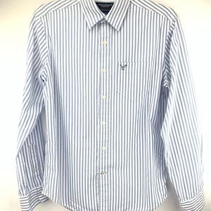 American Eagle Outfitters men’s size XS button